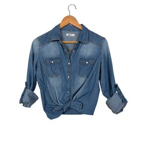 Just USA Denim Button Down Shirt Womens Medium Blue Western Roll Tab Sleeve Snap